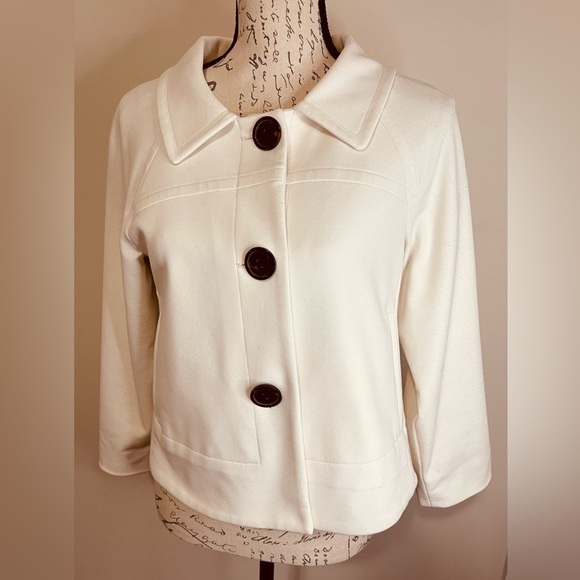 Vesti Jacket - Picture 2 of 6